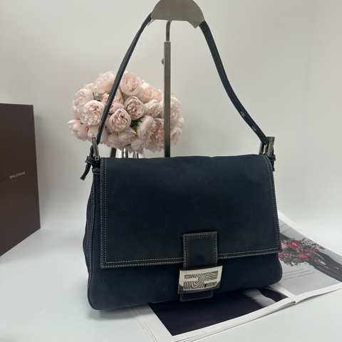 【赫蒂國際精品】Fendi 深藍牛仔帆布肩背包vintage