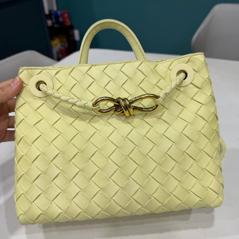 Bottega Veneta 葆蝶家Andiamo 小雞黃 編織蝴蝶結 8字扣 手提包單肩包 斜背包