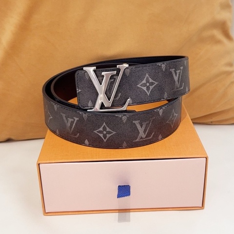 LV/路易威登 簡約 皮革 皮帶 男款 黑色 尺寸：90#