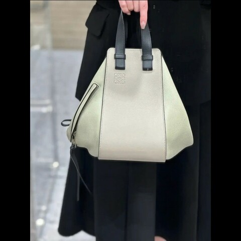 Loewe羅意威Hammock吊床包莫蘭迪色系 豆綠/淺沙色/黑色三拼色小號 98新✨️