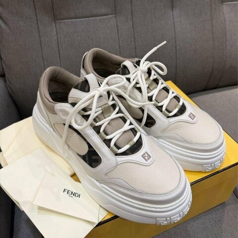 💎Han's house精品服飾💎 FENDI 芬迪 Force 鞋 現貨 UK 9.5 原價32000