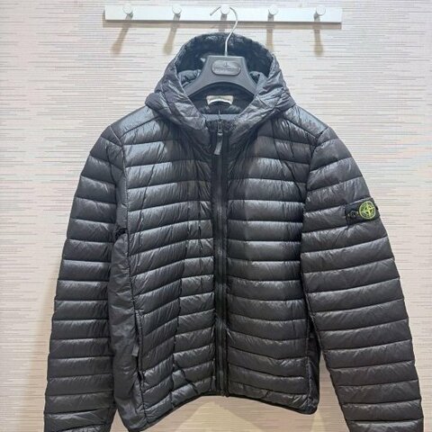 💎Han's house精品服飾💎STONE ISLAND 石頭島 羽絨 連帽 外套 現貨 青年款 =男成人 S 原價21000