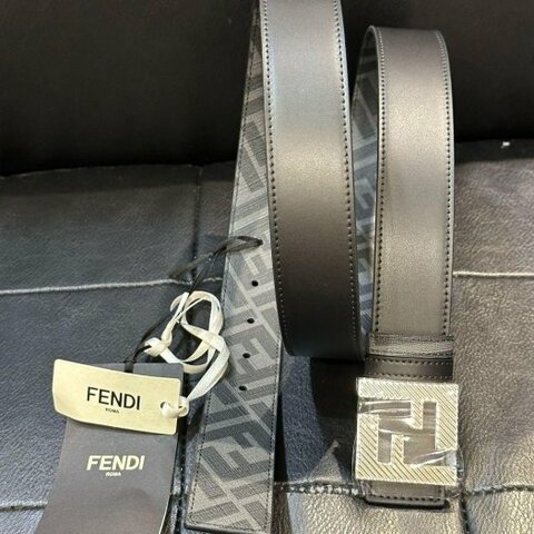 💎Han's house精品服飾💎 Fendi 芬迪 雙面用 皮帶 寬 3.5 CM 現貨 90 原價19400