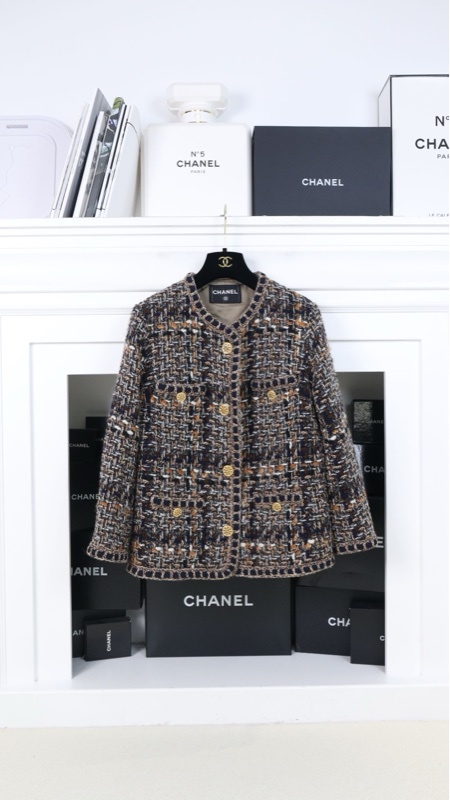Chanel 16年罗马系列棕色格纹粗花呢四口袋上衣外套