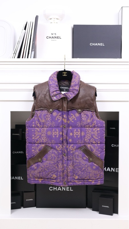 Chanel 14年达拉斯系列紫色拼皮棉服马甲