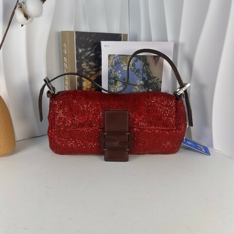 fendi 芬迪法棍包