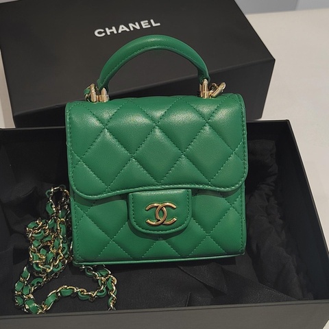 Chanel香奈兒22P春夏新款帶手柄手提trendy cc mini綠色鏈條包 11*10*4  芯片款
