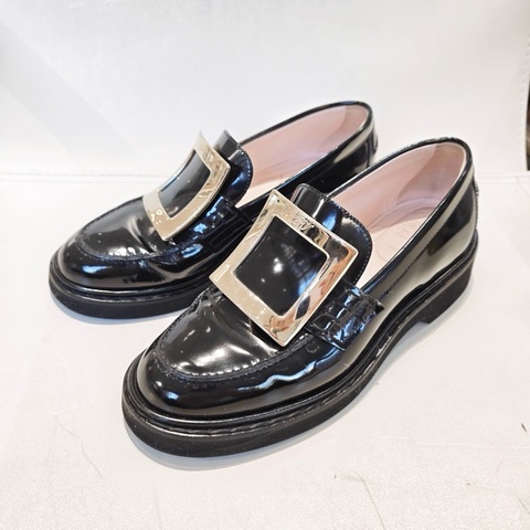 Roger Vivier 羅傑·維維亞 RV 漆皮 樂福鞋 尺碼：36