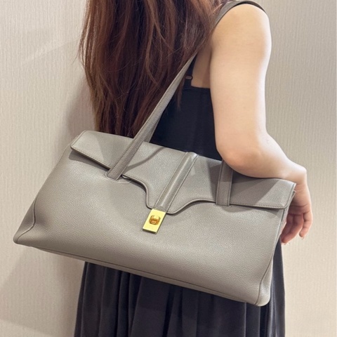 瑟琳 Celine Soft 16中號 大象灰 牛皮單肩包