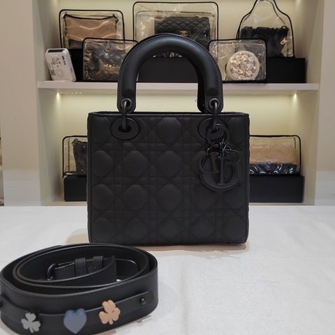 Dior迪奧 四格戴妃包磨砂黑 so black牛皮