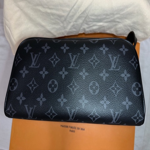 LV Dopp Kit
