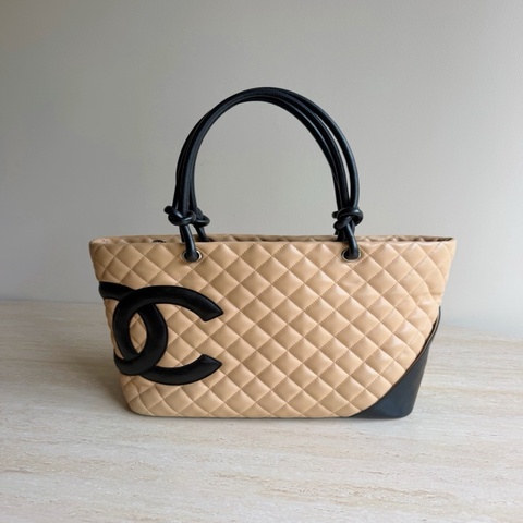 Chanel香奈兒康鵬托特包 奶茶色拼黑色 10開 經典菱格紋 大雙C logo 底長30cm