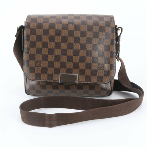 路易威登 Damier District PM N41213 男士真皮單肩斜背包