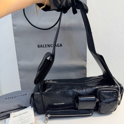 Balenciaga巴黎世家 Superbusy 做舊黑色油蠟皮手提包單肩包