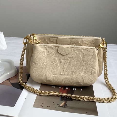Louis Vuitton 路易威登四合一 奶昔白鏈條包 尺寸25 x 14.5 x 4.5  缺皮肩帶