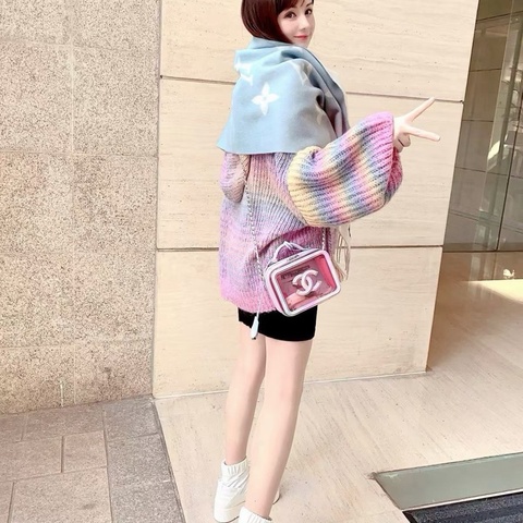 【威選精品｜CHANEL 炫彩 PVC 銀扣 透明相機包】