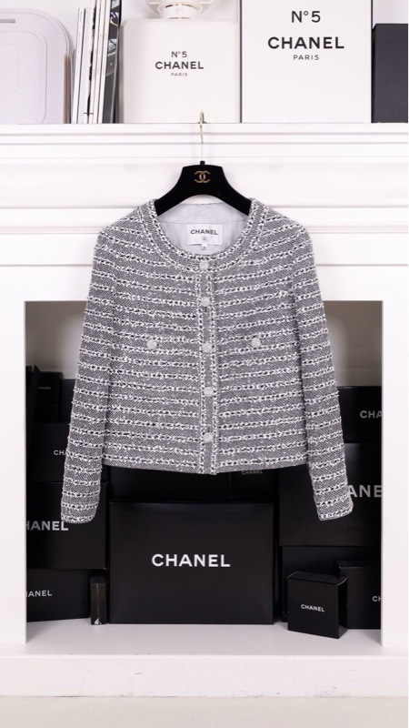 Chanel 24P周迅同款灰白条纹两口袋圆领外套