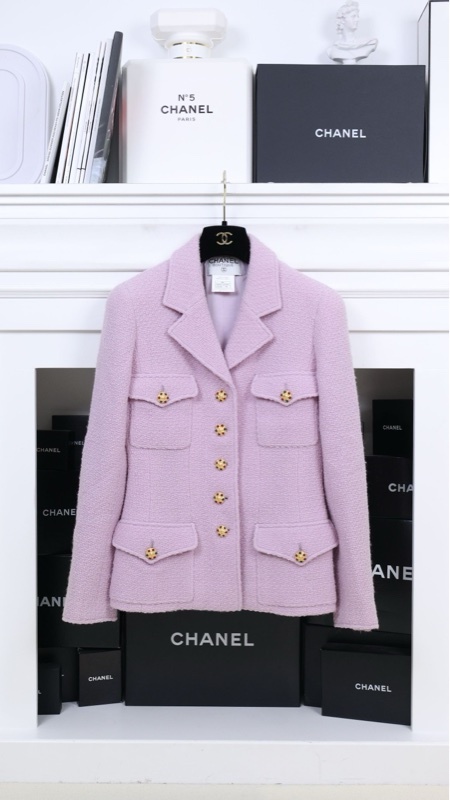 Chanel 96年秀款淡紫色琉璃扣四口袋外套
