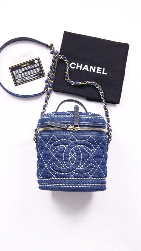 Chanel 28开丹宁牛仔外缝线CC发财包水桶包单肩包