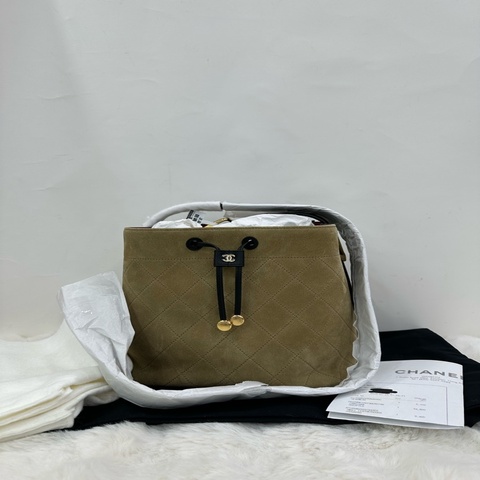 Chanel 香奈兒 26B 水桶包 卡其色麂皮 全新 有購證