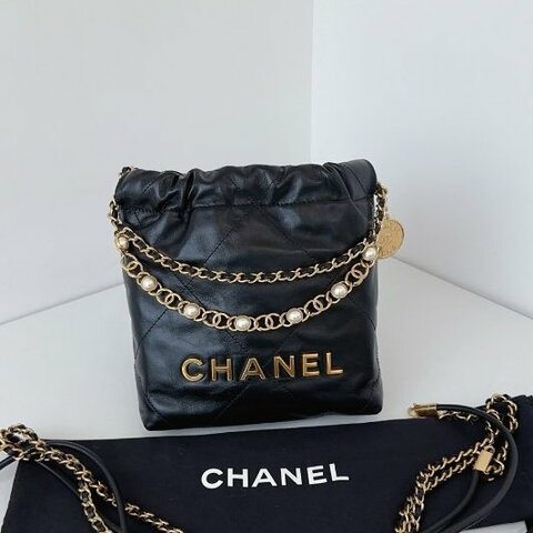 近新品 香奈兒/Chanel 黑金mini Bag珍珠鏈迷你垃圾袋牛皮 芯片款