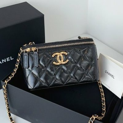 閒置新 香奈兒/Chanel 黑金油蠟皮長盒子鏈條化粧包 芯片款