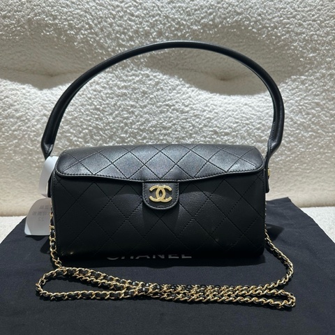 香奈兒/Chanel 26A 新款黑色保齡球包手輓包肩背包斜挎包