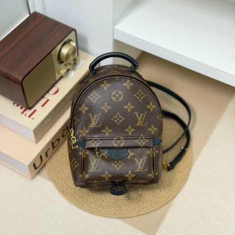 🏷LV 路易威登．Mini 小書包 M44873