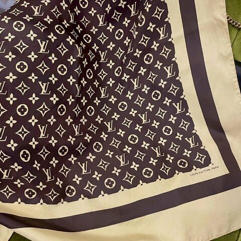 vintage Louis Vuitton 古董LV 路易威登monogram老花印花絲巾法國製