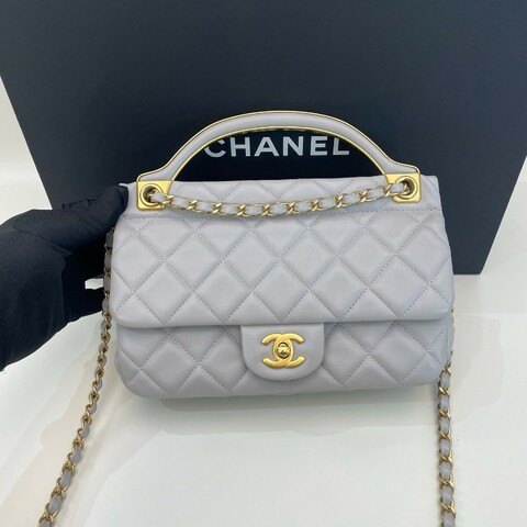 Chanel香奈兒衣架包，淺灰色金扣，晶片款