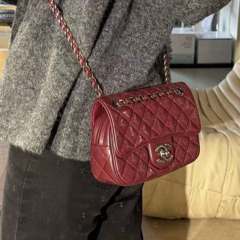 💎Chanel香奈兒｜easy coco大mini鏈條｜勃艮第紅油蠟小牛皮 復古銀扣｜99新