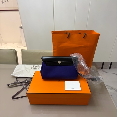 Hermes mini herbag 2026最新配色黑紫銀扣