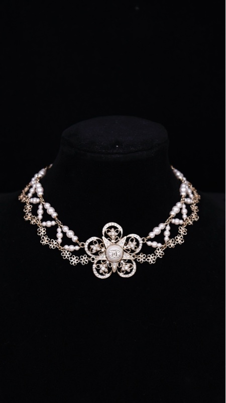 Chanel 23K五角星花花珍珠chocker