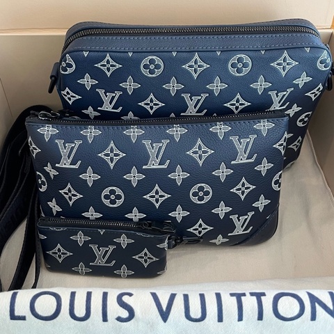 Louis Vuitton路易威登 TRIO 深海藍牛皮革三合一郵差包  尺寸：25x18.5x7cm