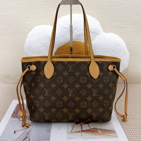 路易威登 Louis Vuitton  M41001
