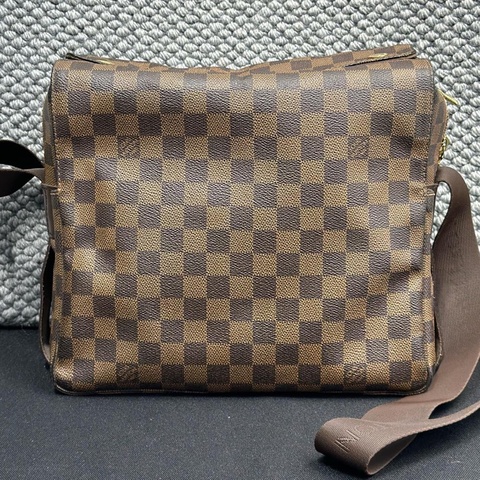 Louis Vuitton 路易威登 棕色棋盤格郵差包 尺寸：28*15*25cm 肩帶可調節