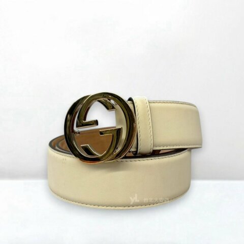 A13396-Gucci GG Supreme白色牛皮銀釦皮帶370543