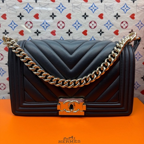 CHANEL香奈兒黑金Leboy中號 29開 尺寸25*7*14.5cm