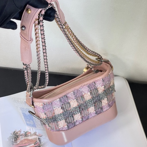 chanel香奈兒流浪小號 粉色鏈條斜挎包  28開
