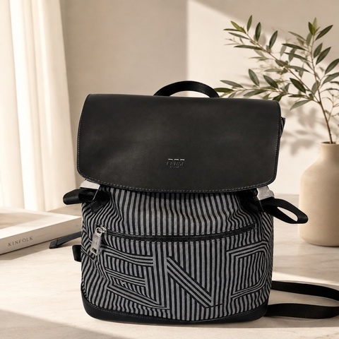 【專櫃正品】FENDI Optical Logo Backpack 黑灰條紋後背包｜附原廠防塵袋