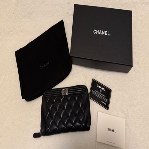 Chanel boy荔枝皮 銀扣長夾 ㄇ字拉鏈款