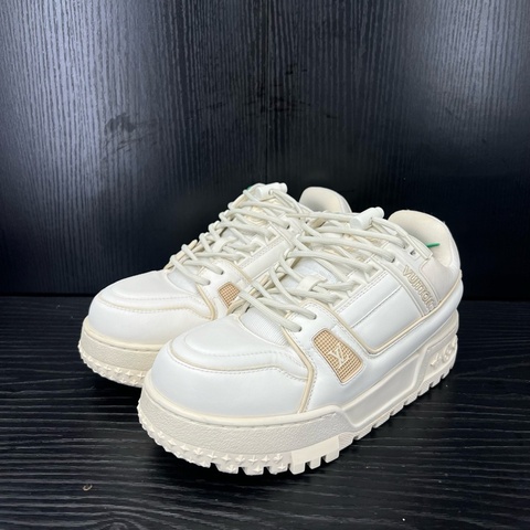Louis Vuitton路易威登 maxi 胖丁 白 37碼