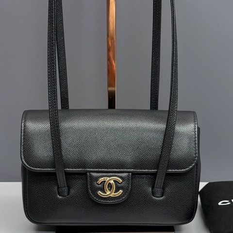Chanel香奈兒 黑金全皮Preppy Coco迷你腋下包