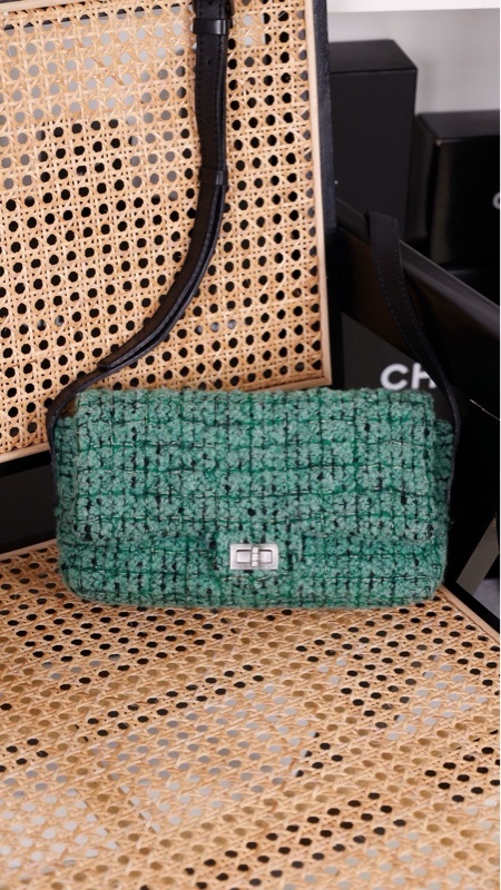 Chanel 13开绿色粗花呢2.55扣斜挎包小号单肩包