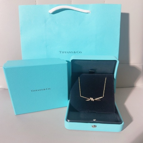 Tiffany & Co. 蒂芙尼 Knot系列 繩結項鍊，大號