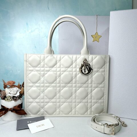 Dior Book Tote中款奶白黛妃托特包