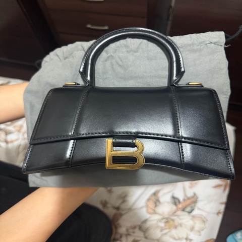 Balenciaga hourglass xs 沙漏包