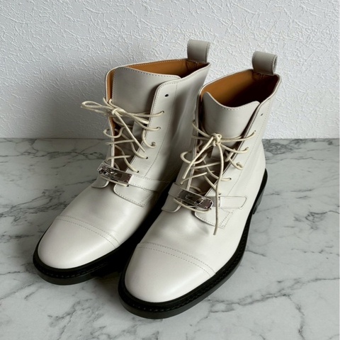 Hermes 米白黑底kelly釦綁帶靴子👢38.5