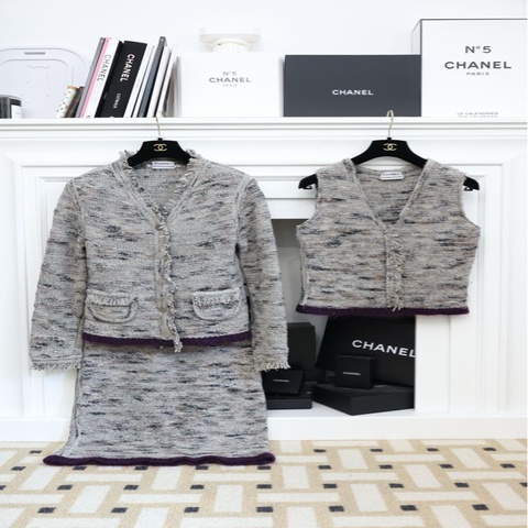 Chanel 99年春夏秀款混色针织背心半裙外套开衫三件套