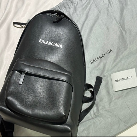 Balenciaga everyday 後背包